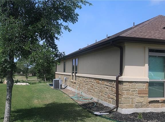 2nd image of 204 N Augusta Dr