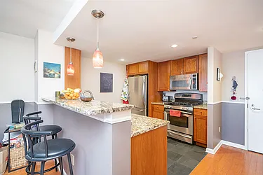 700 Grove Street, #4V