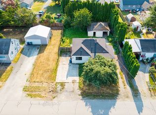 1420 S 6th Street, Mount Vernon, WA 98273