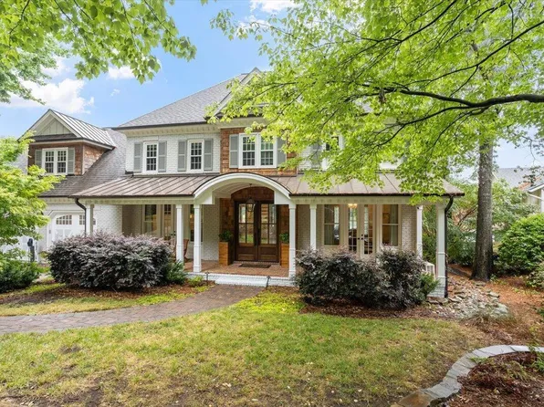 150 Lochwood West Dr, Cary, NC 27518