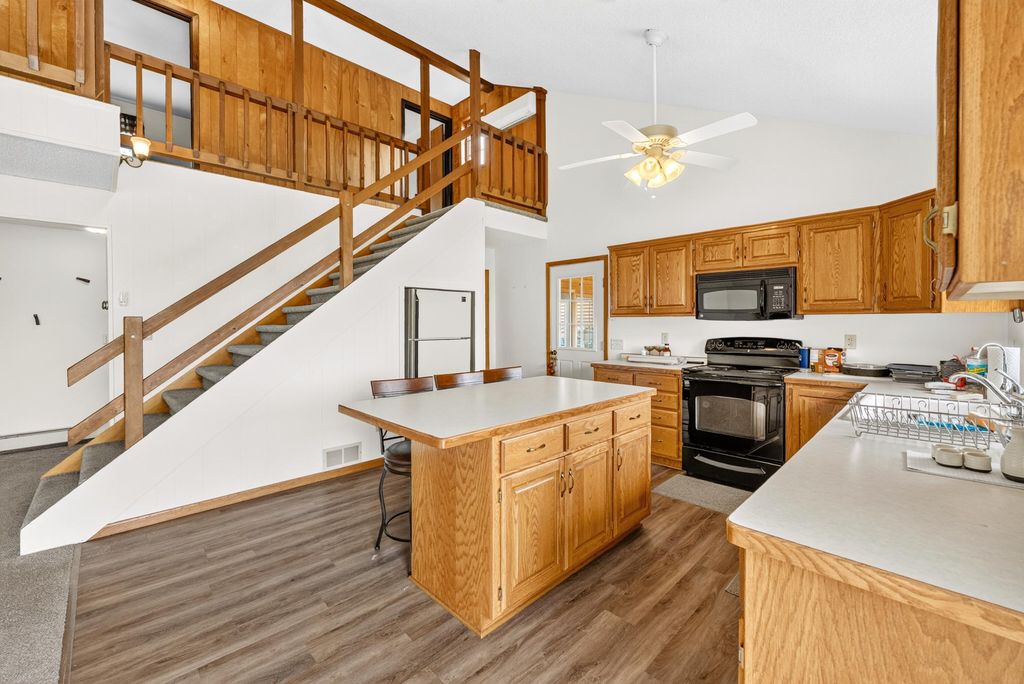 50400 Bayside Ave, Rush city, MN - More