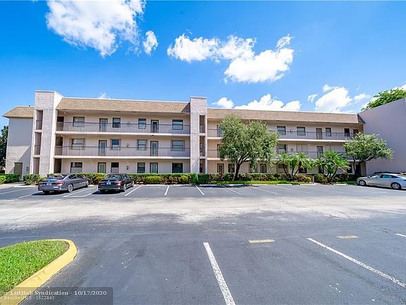 2nd image of 10332 Sunrise Lakes Blvd APT 107