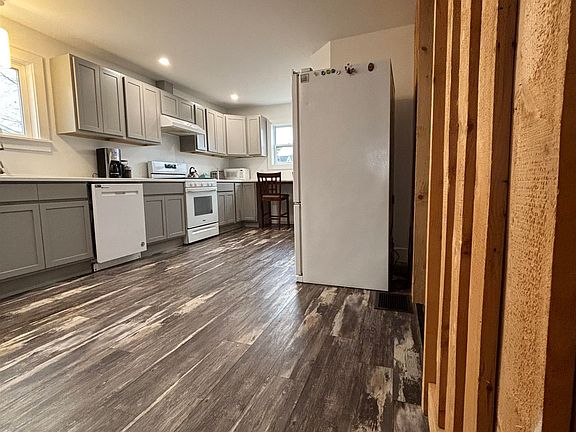 3rd image of 7653 Saint Peters Rd #7651