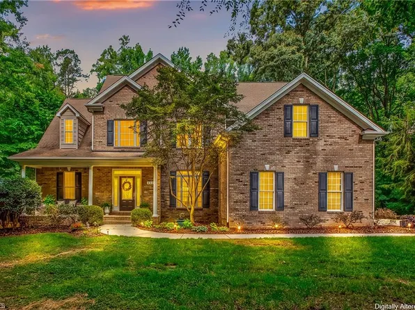 882 Horneytown Rd, High Point, NC 27265