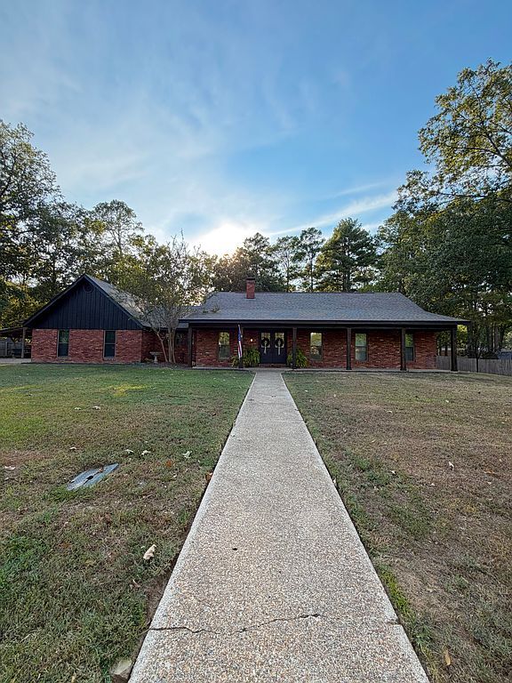 204 Martha Ct - Property Image