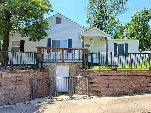 2nd image of 375 N Castello St