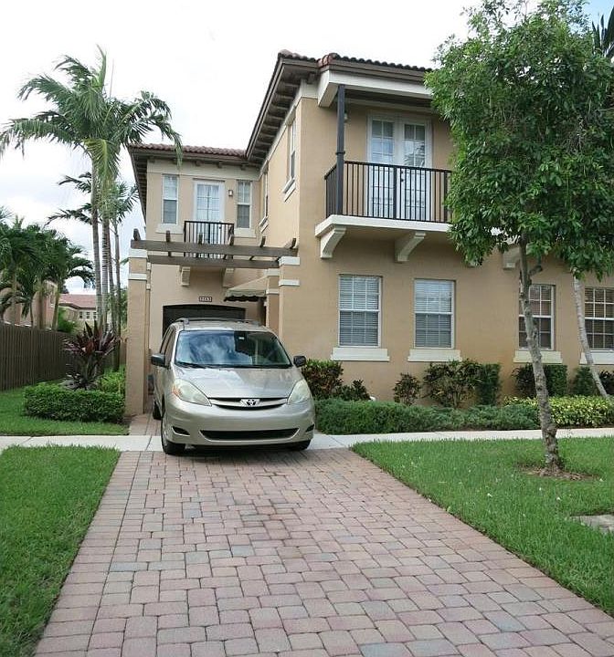 1st image of 8659 Blaze Ct #8659