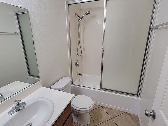5th image of 4241 Lowell St #105