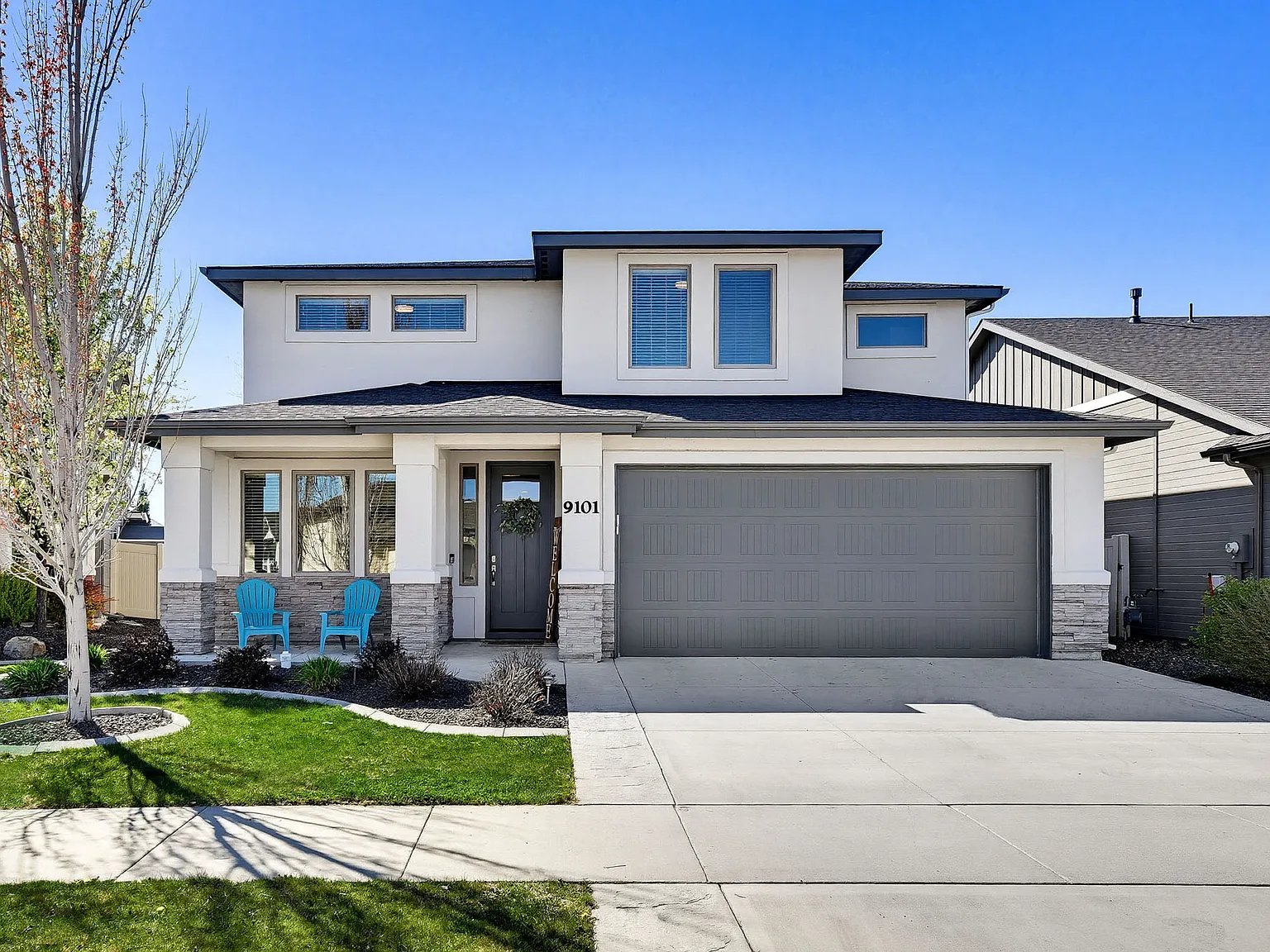 5 bed, 2733 sqft, $4,100 — Photo 1