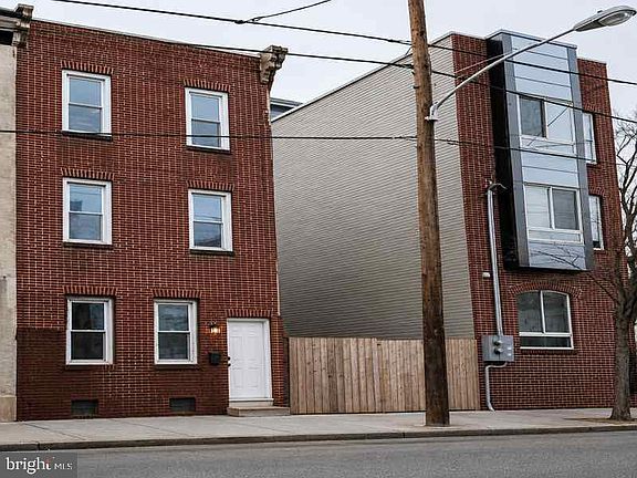 2nd image of 2204 N 7th St