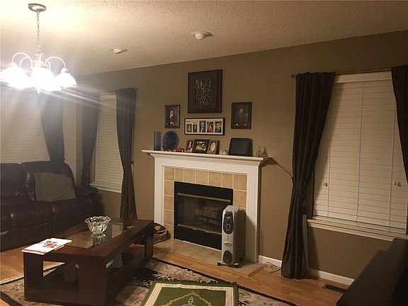 5th image of 3437 W 52nd St