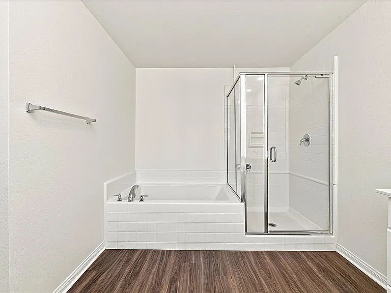 5577 Bella Way — Photo 6
