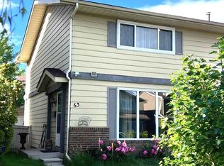 63 S Strathcona Cres SW, Calgary, AB T3H 1K9