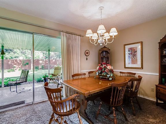 3rd image of 1215 Owenwood Dr