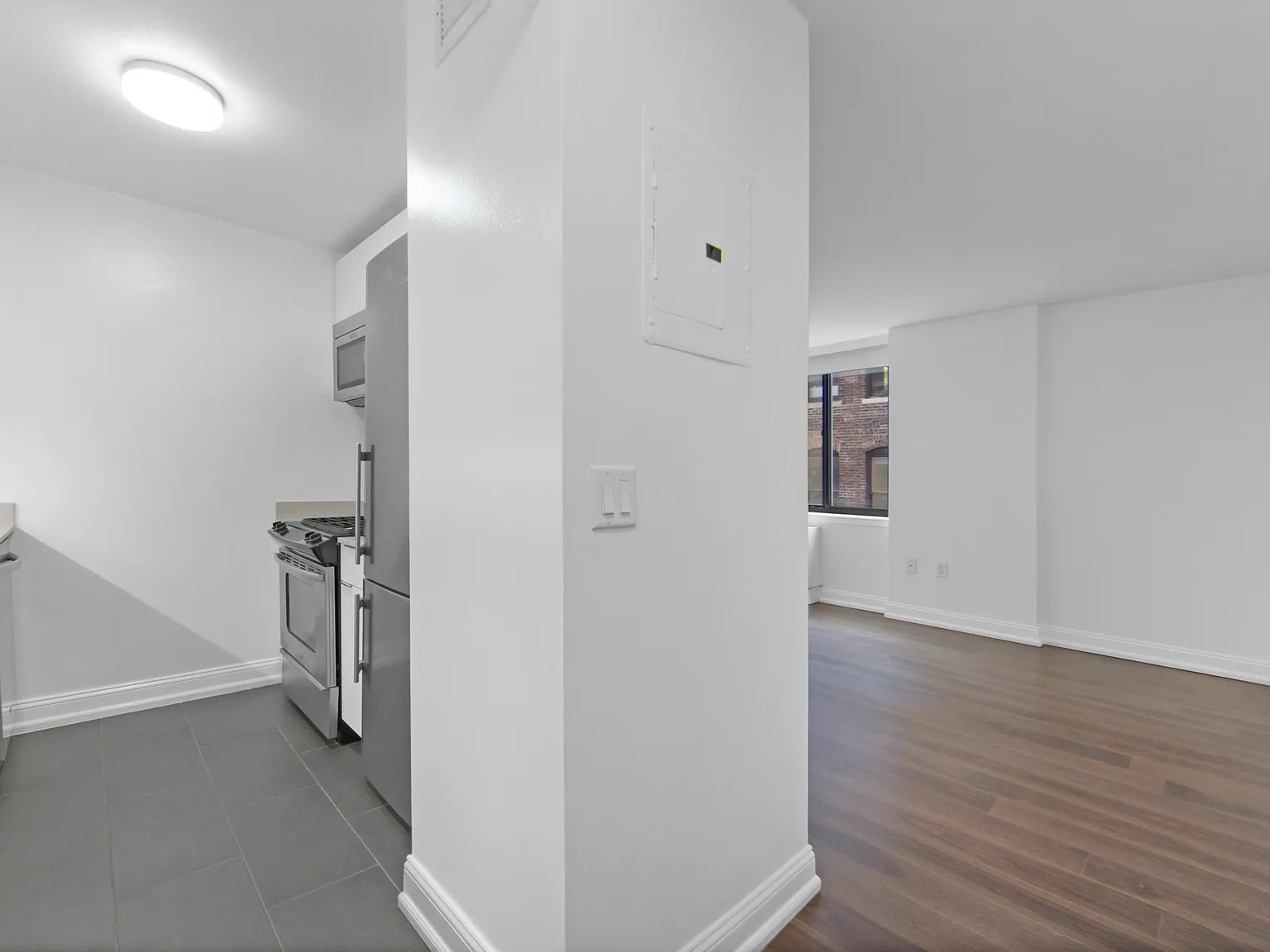 77 West 24th Street — Photo 4