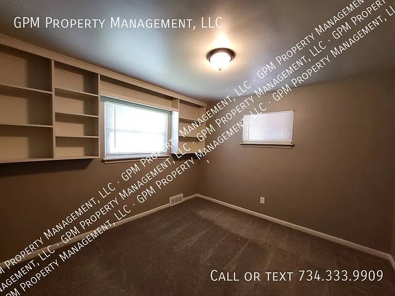 3277 Terry St — Photo 13