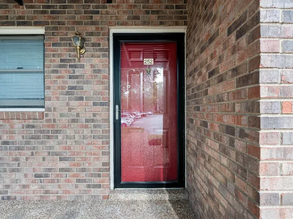 252 Westfield Dr, Nashville, TN 37221