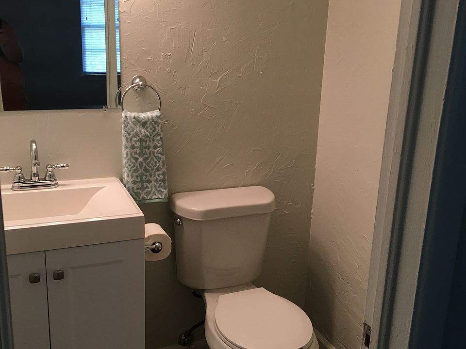 1st image of 4912 Nancy Ln