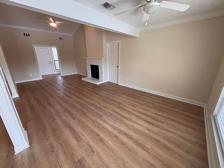 7823 Fawn Brook Cir E — Photo 14