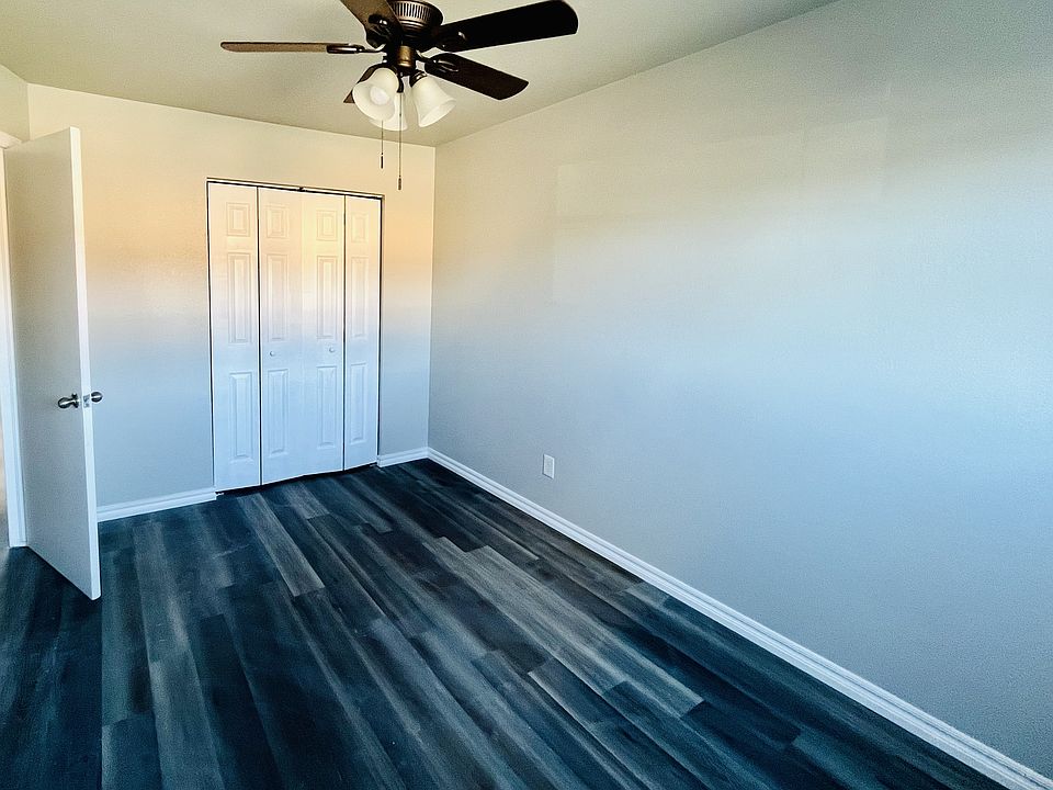 1st image of 4741 Ridgeway Dr APT 110