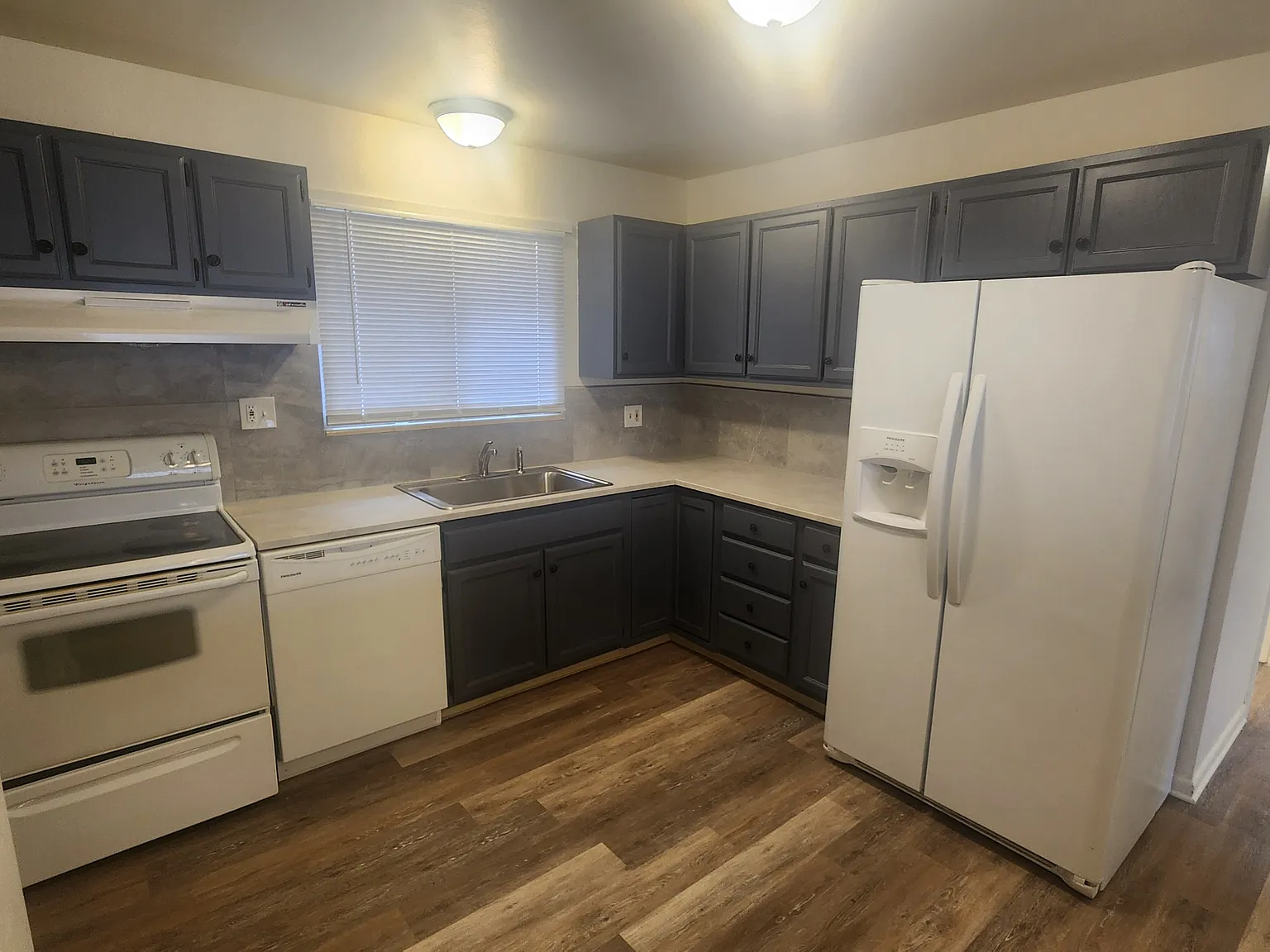 2 bed, 1414 sqft, $1,850 — Photo 4
