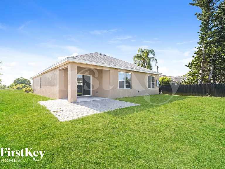 1406 NW 7th Ave — Photo 18