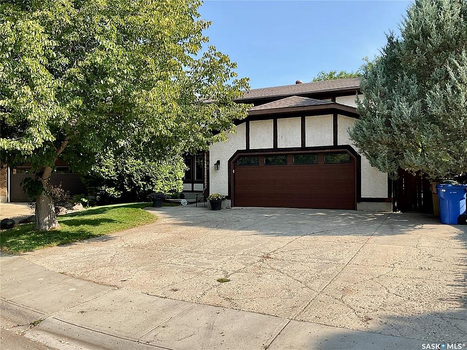1st image of 2210 Hanover CRESCENT E