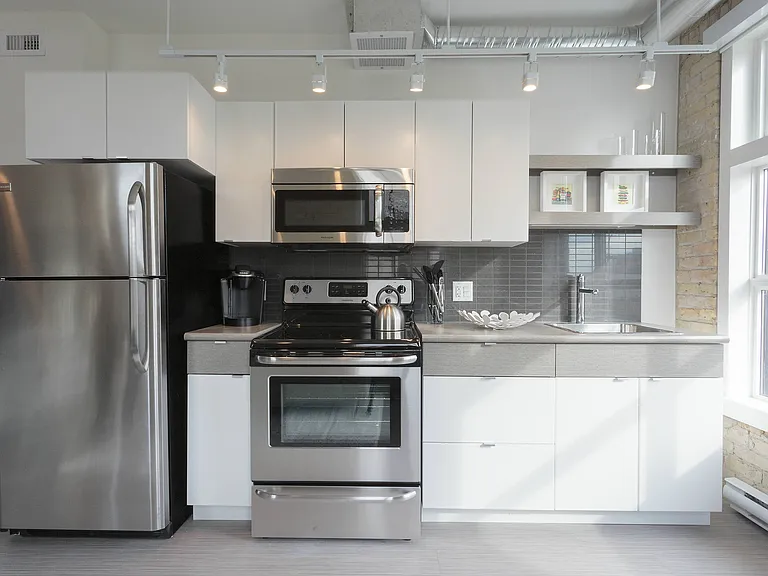 370 Donald St #104 — Photo 21
