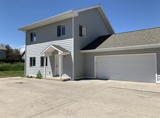 207 N Hunters Way APT B, Bozeman, MT 59718