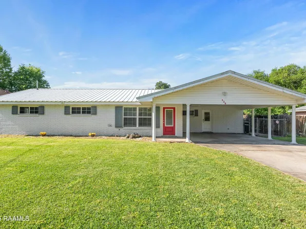 129 Dalton Dr, New Iberia, LA 70560