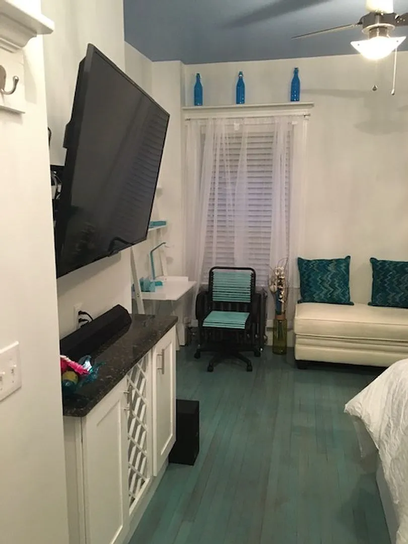 Updated Studio/1 BA — Photo 2