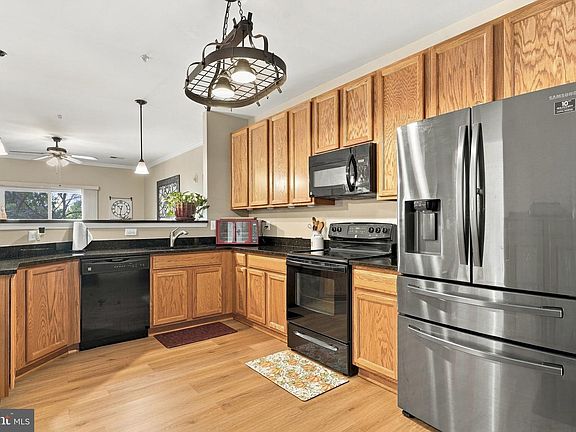 4th image of 23520 F D R Blvd Unit 209
