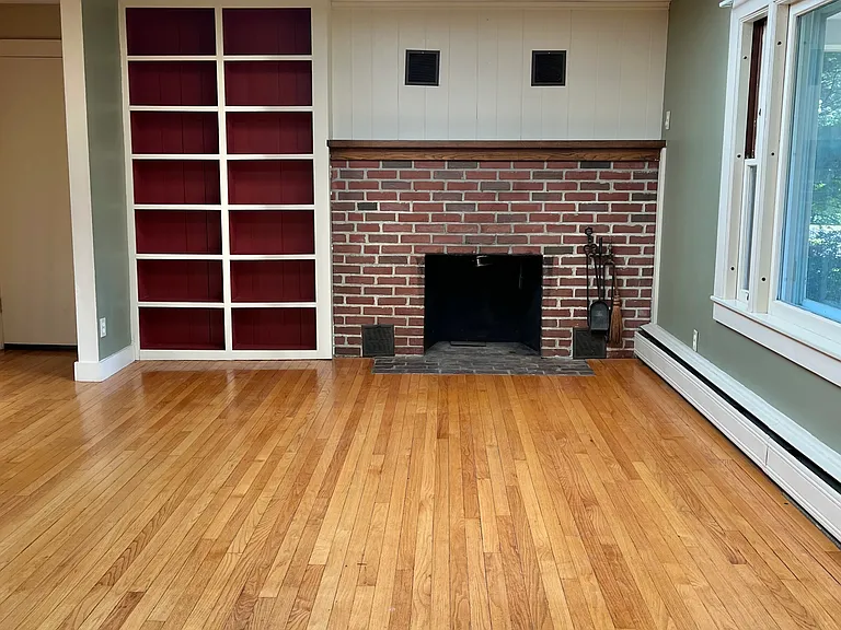 109 Strong St — Photo 9