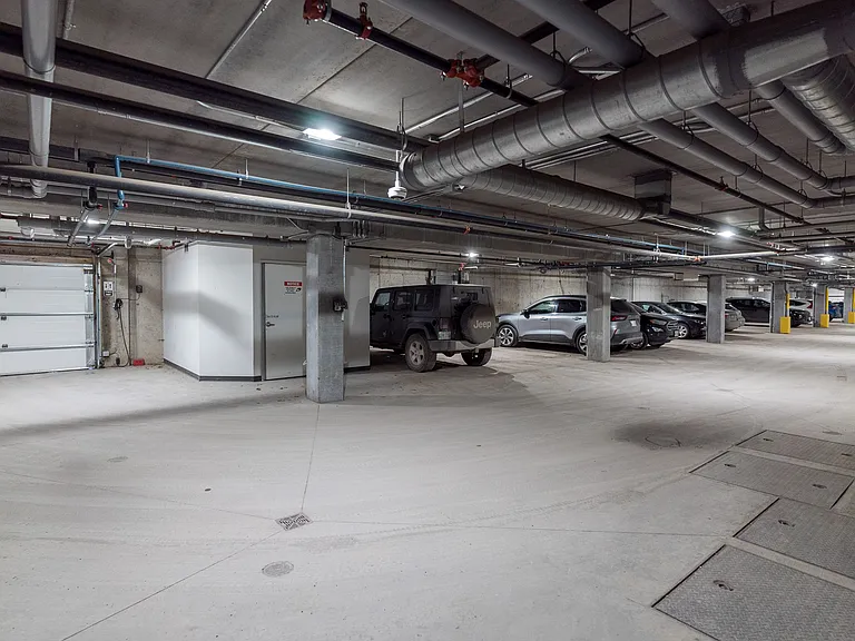 1133 Portage Ave #321 — Photo 38