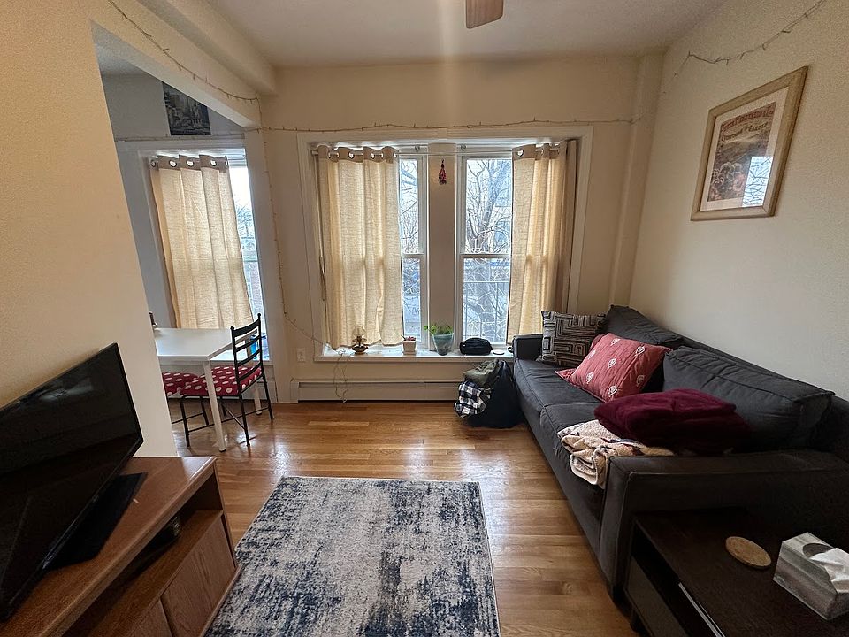 1st image of 1056 Cambridge St Floor 2