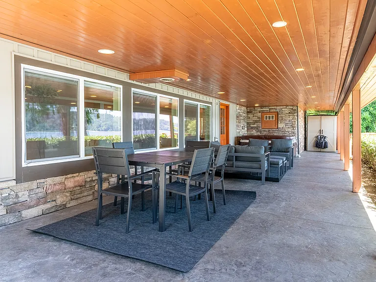 5594 Illahee Rd NE — Photo 40