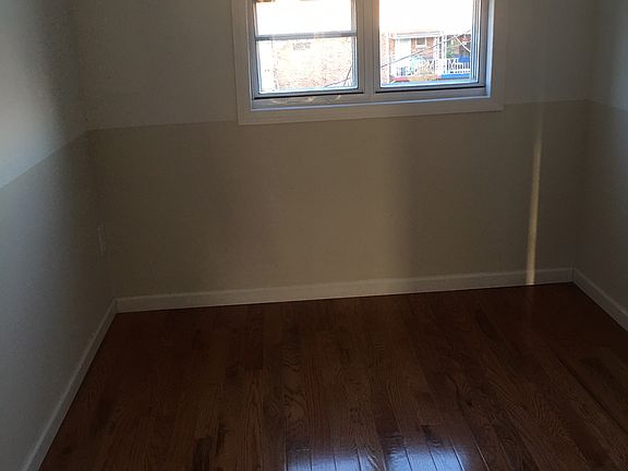5th image of 1472 E 45th St