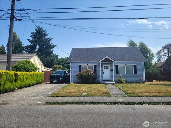 637 MacArthur Street, Tacoma, WA 98465