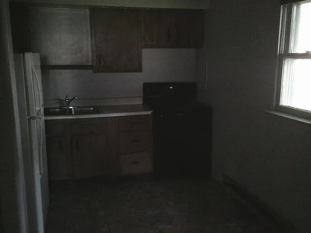 1606 W Jeffras Ave — Photo 4