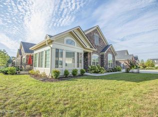 958 Pryse Farm Blvd, Knoxville, TN 37934