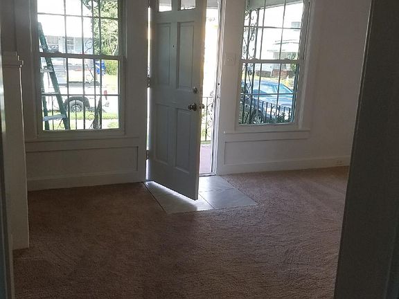 2nd image of 58 Manly St