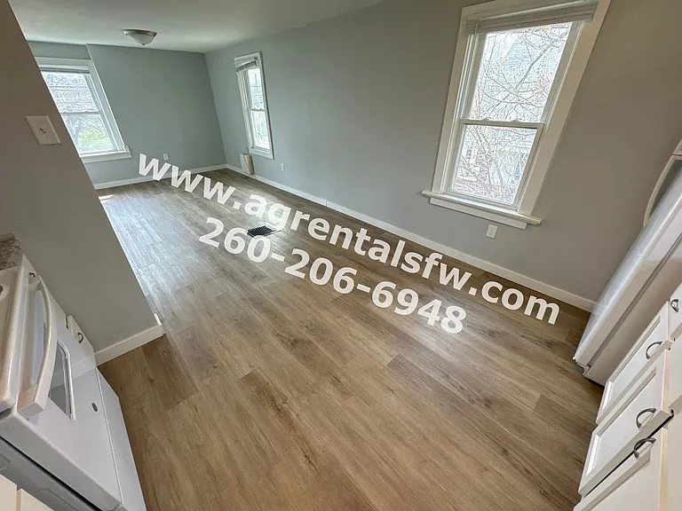 1510 Taylor St — Photo 5