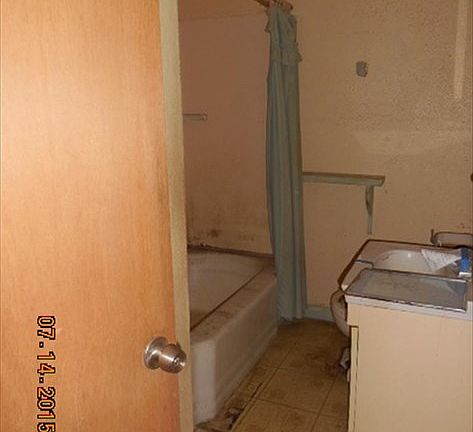 5th image of 2200 Claire Ave