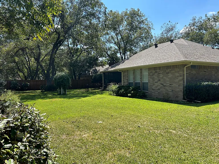 8906 Ellerslie Cir — Photo 5
