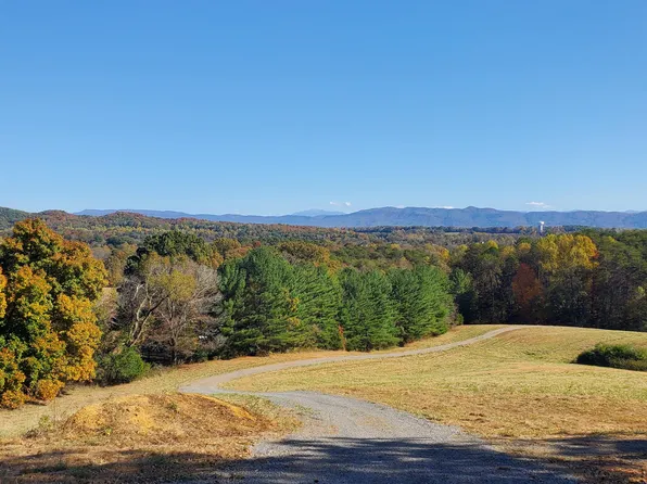 3731 Day Rd, Rockford, TN 37853