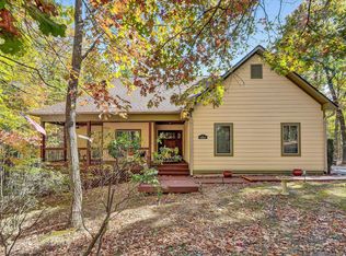 30 Boulder Point Dr, Hardy, VA 24101