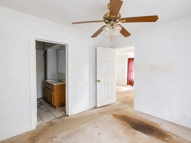 304 W Fort Scott St — Photo 7