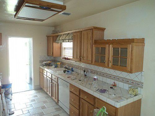 2nd image of 14829 Dalman St