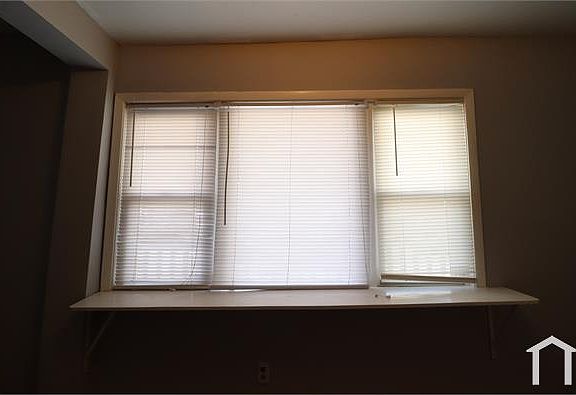 5th image of 224 S 11th Ave Floor 1