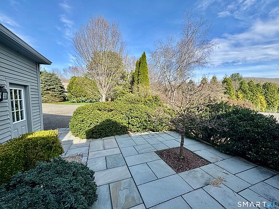 4th image of 19 Juniper Meadow Road #19